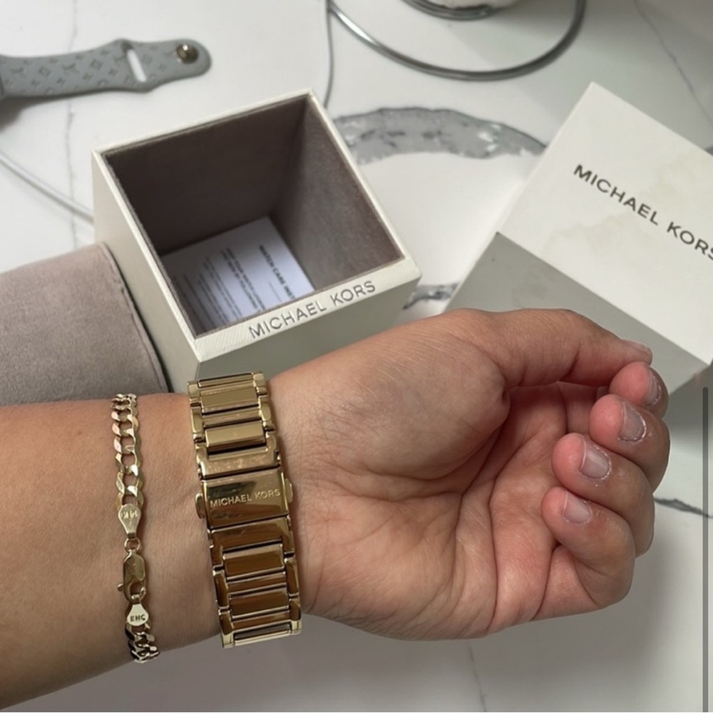 Michael Kors Gold Watch - Picture 3 of 3